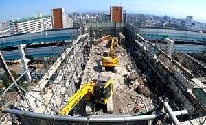 階上解体の様子がわかるサムネイル