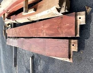 鴨居の資材の画像