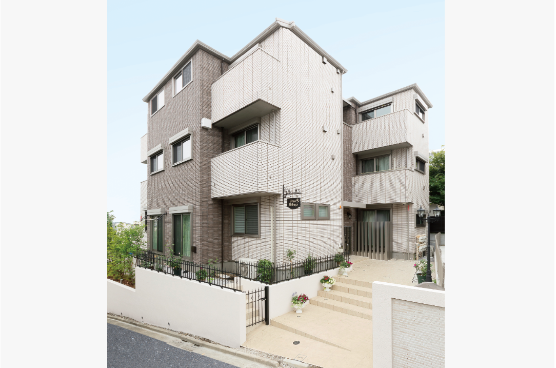 木造3階建て賃貸併用住宅の建築事例1