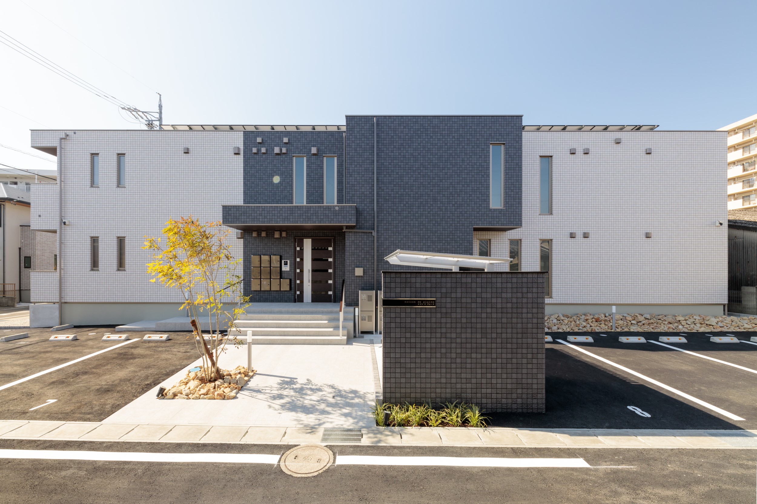 鉄骨造2階建てアパートの建築事例1