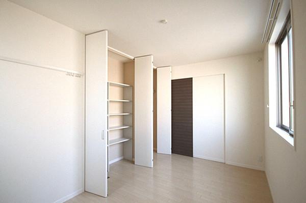 RC造2階建てアパートの建築事例2