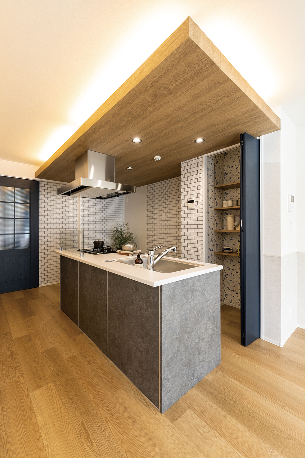 鉄骨造3階建てアパートの建築事例3