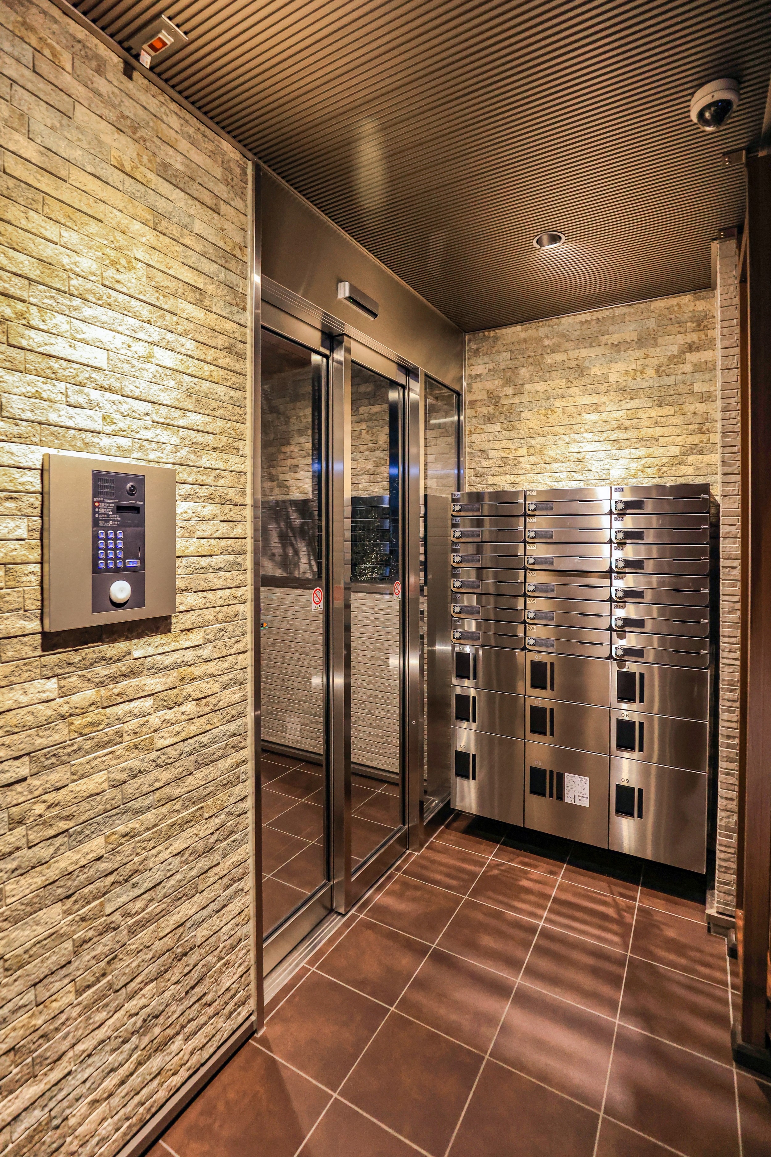 鉄骨造3階建てマンションの建築事例4