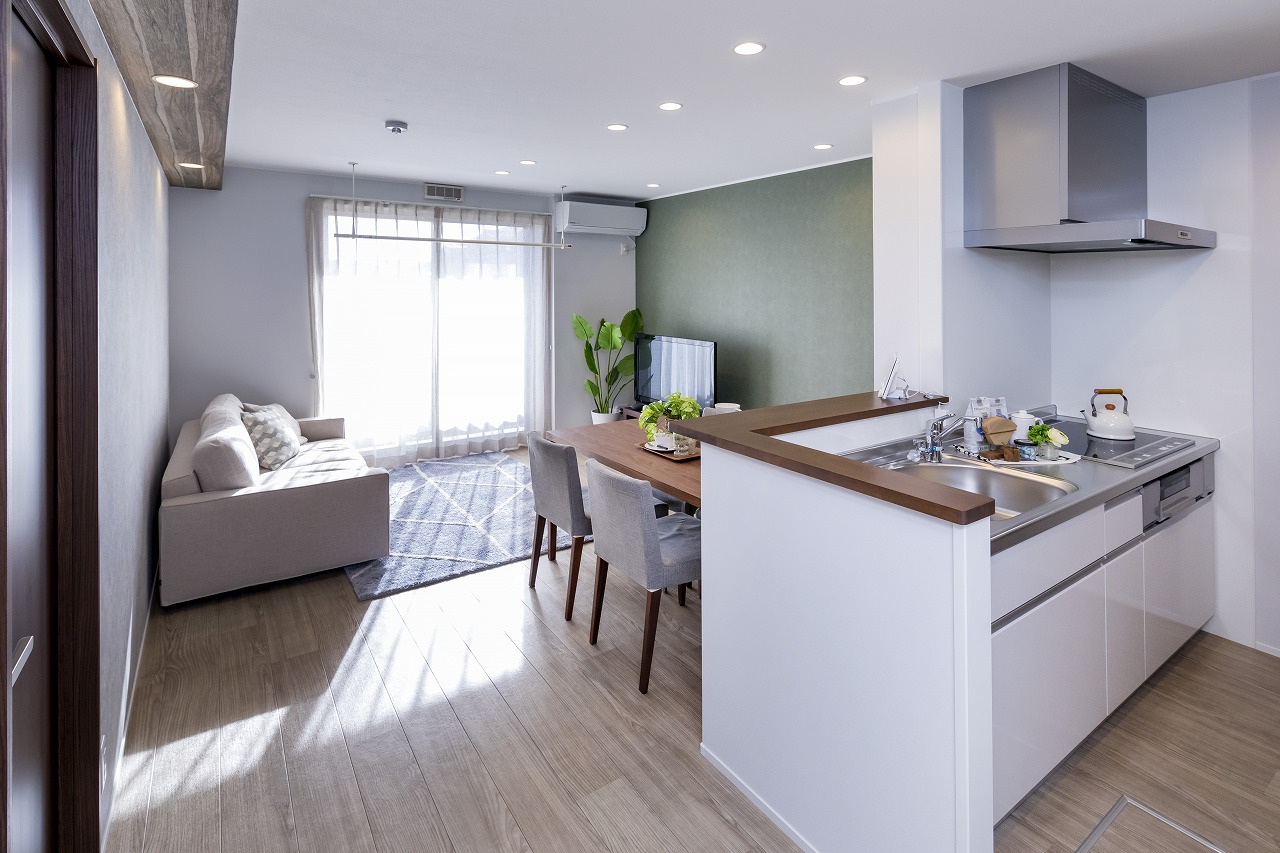 鉄骨造3階建てIOT賃貸住宅2